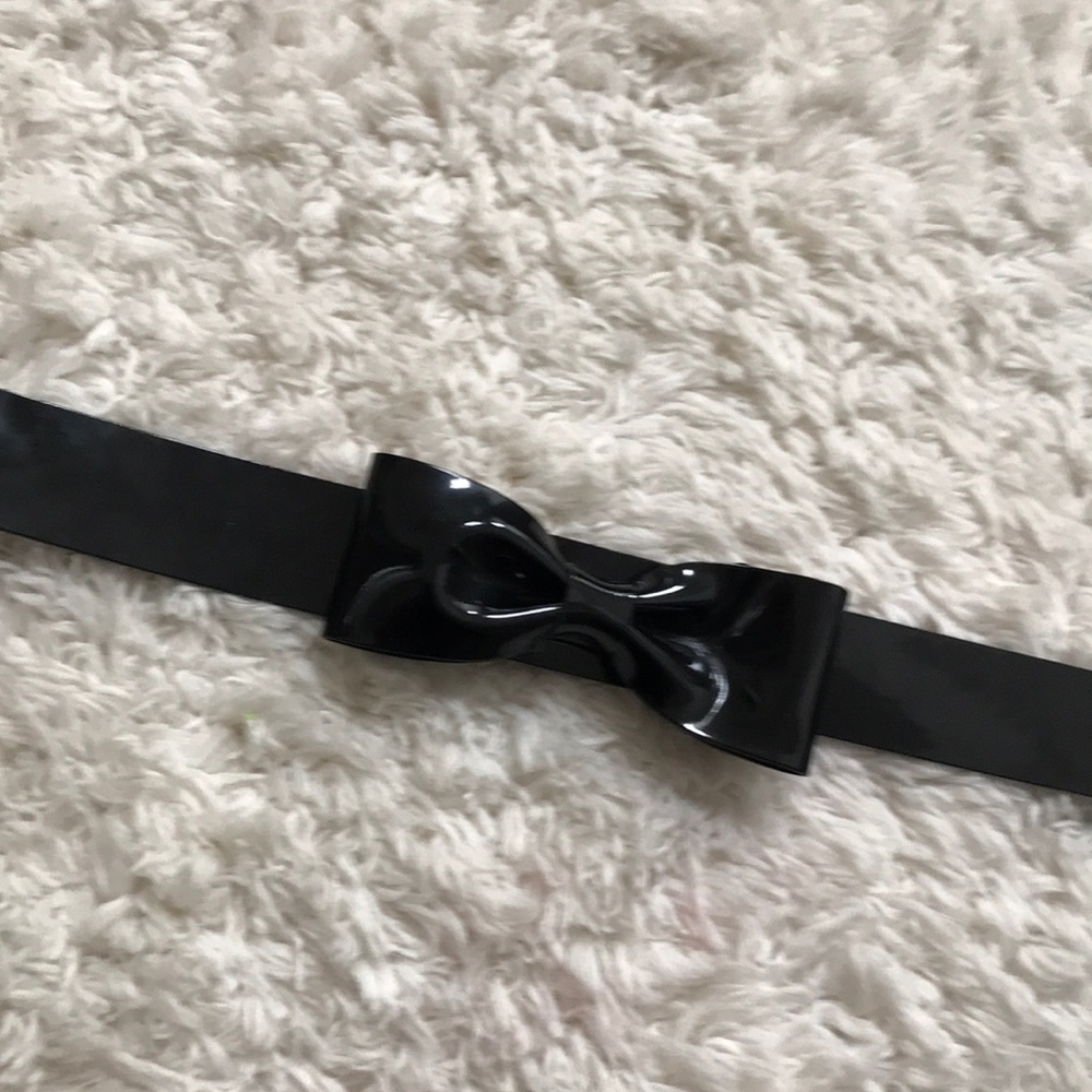 Patent black belt
